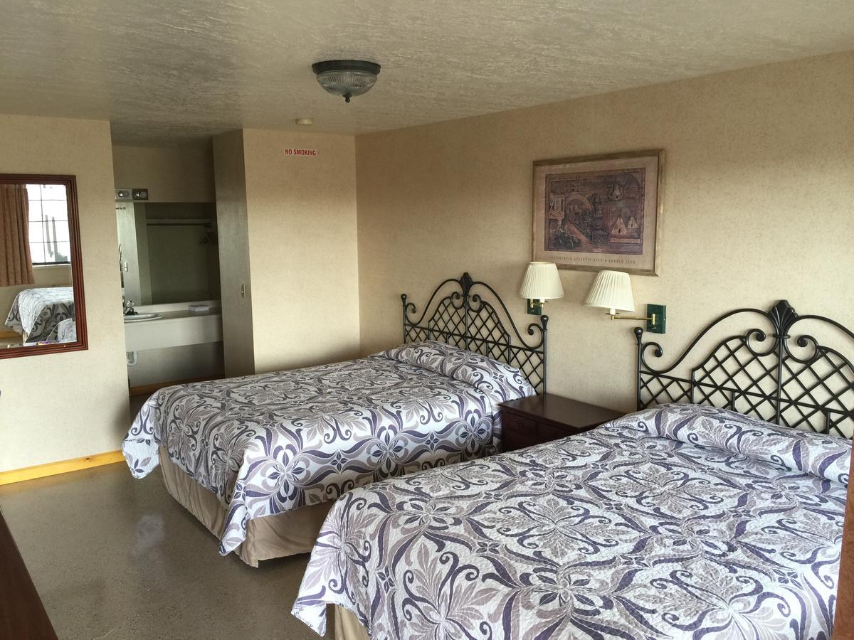Motel Butch Cassidy'S Hideout Circleville Exterior foto
