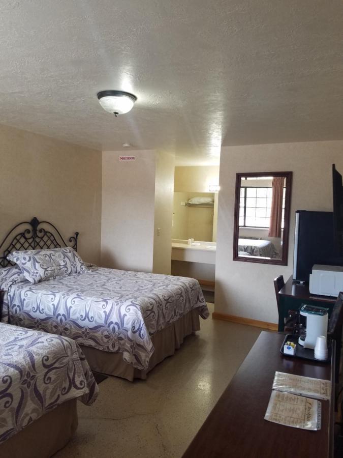 Motel Butch Cassidy'S Hideout Circleville Exterior foto